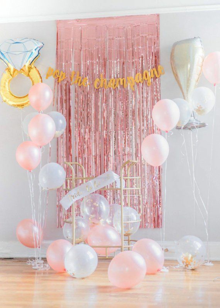 alucinantes ideas sobre decoracion para fiesta de soltera, espacio decorado en tonos pasteles, globos decorativos temáticos