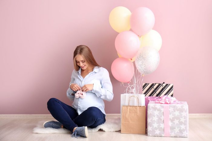 0 regalos para mamas primerizas originales mujer embarazada globos en colores pastel fotos de regalos